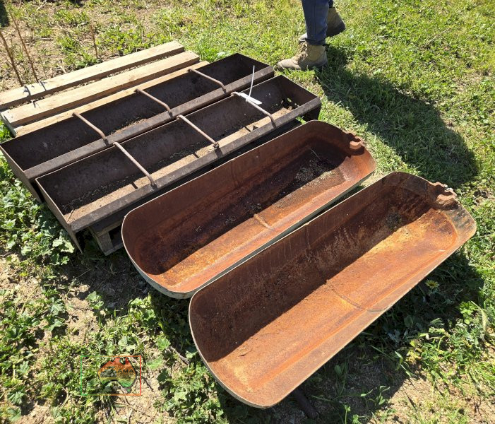 4x Pig Feed Troughs
