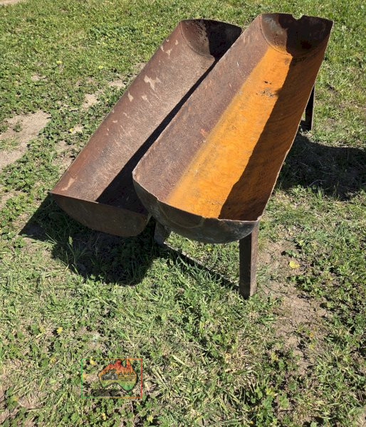 2x Pig Feed Troughs - photo 2