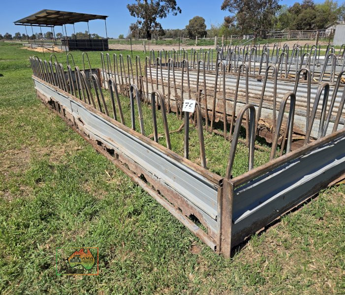 Waste Not Hay Feeder