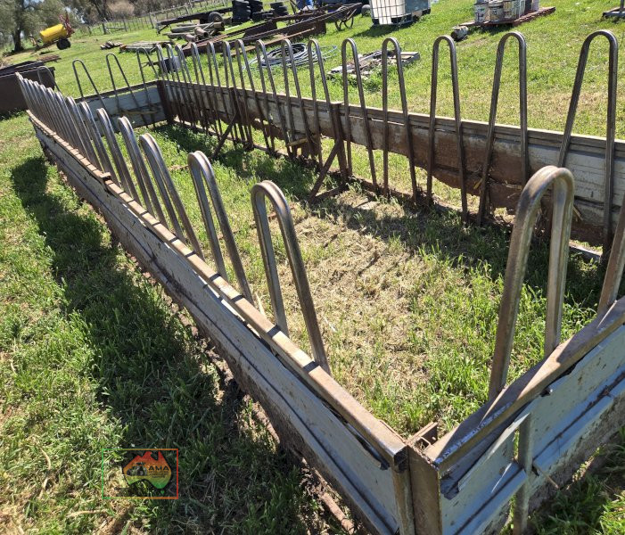 Waste Not Hay Feeder - photo 3