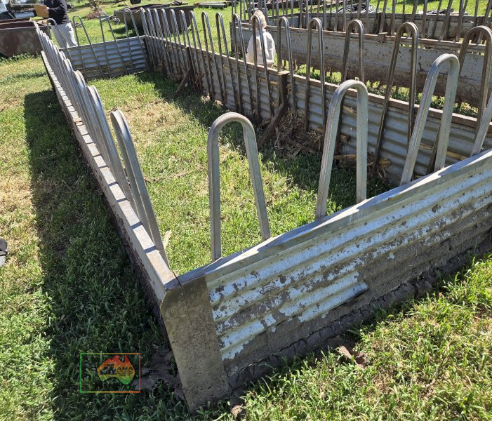 Waste Not Hay Feeder - photo 2