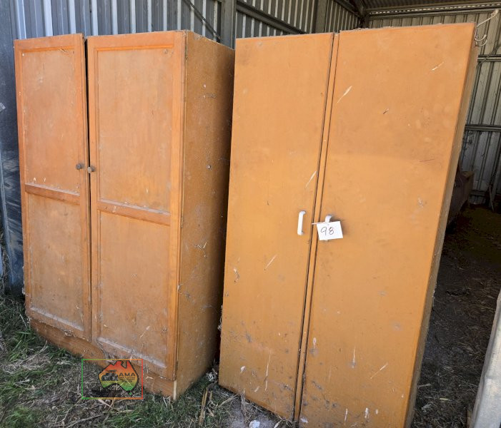 2x Timber Shelf Cupboards - photo 2