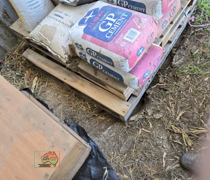 Assorted Bags of Lime & GP Cement. - photo 3