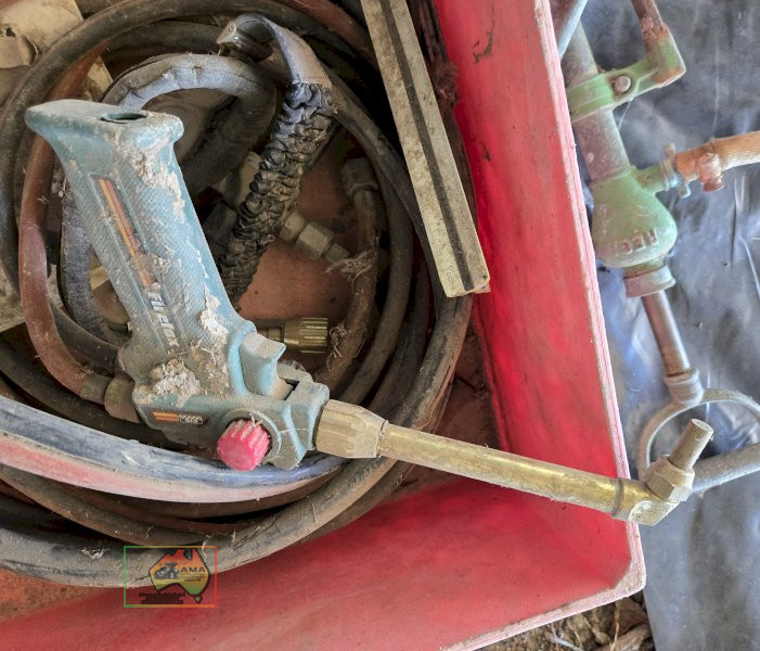 Oxy Gas Set & Sundries - photo 2