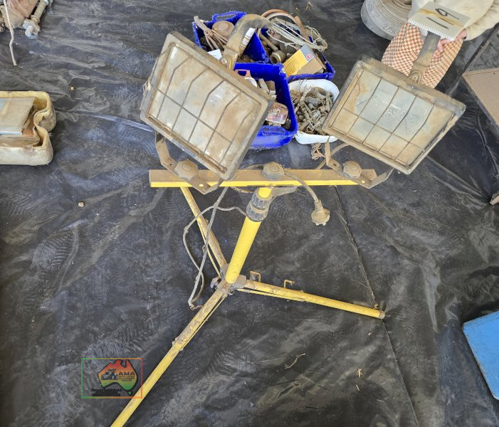 240v Halogen Workshop Work Lights - photo 2