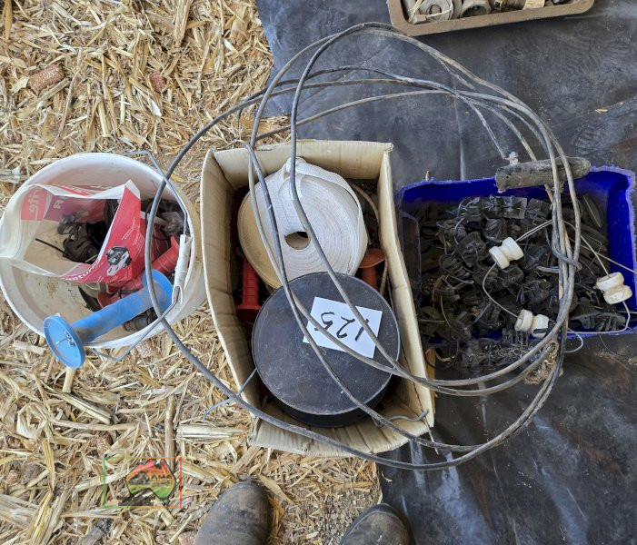 Elec. Fence Insulators & Accessories.