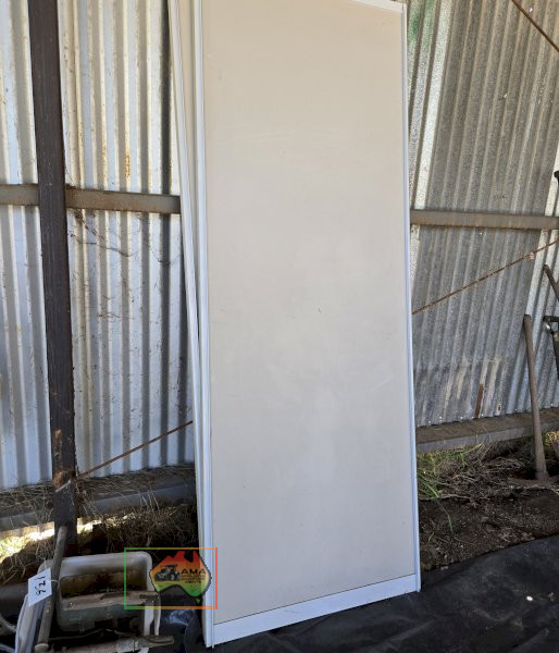 Pair of Sliding Wardrobe Doors - photo 1