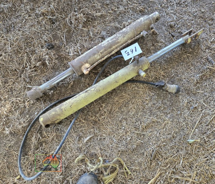 2x Hyd. Rams - photo 1