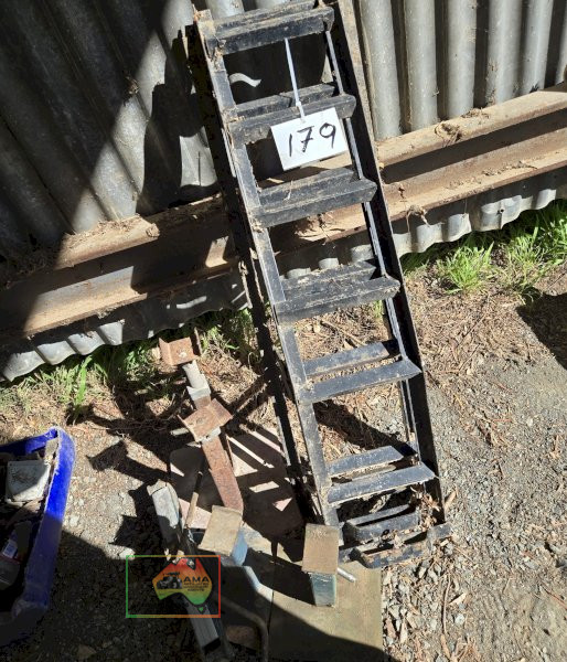 Car Ramps, Jacks & Stands - photo 2