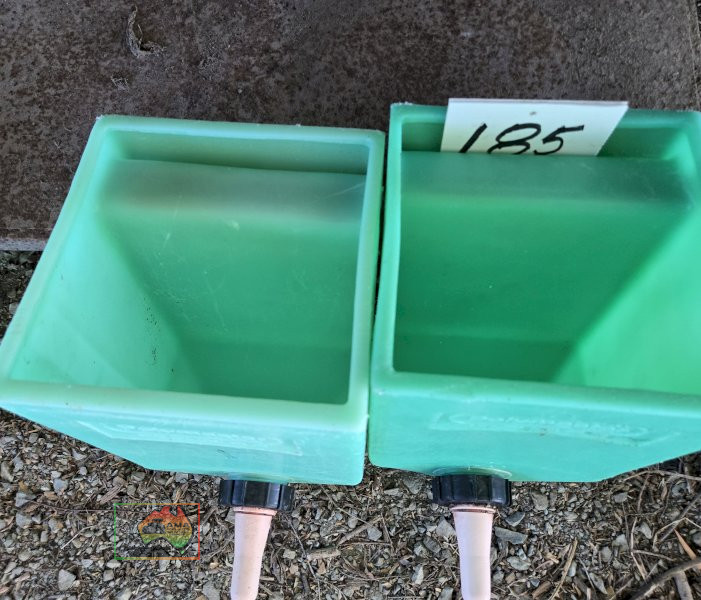 2x Single Teat Calf Feeders