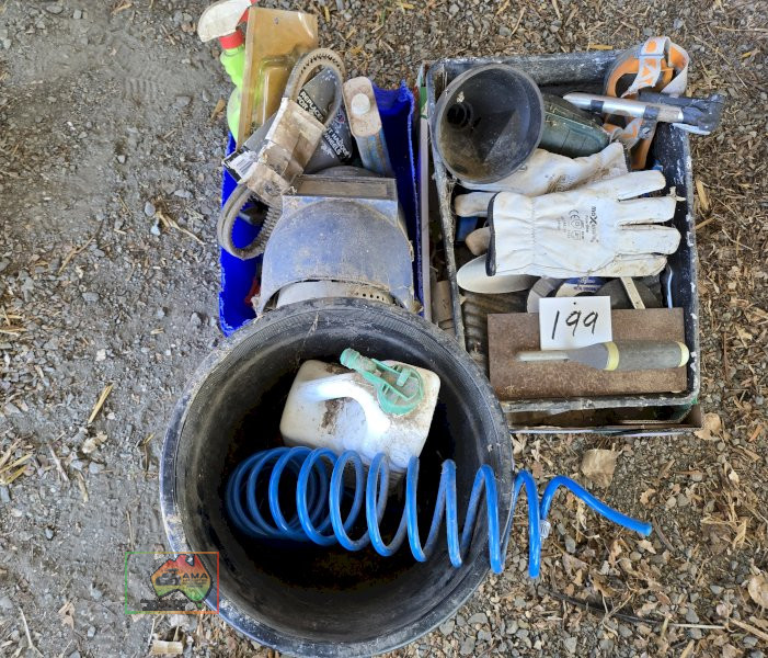 Assorted w/shop Sundries