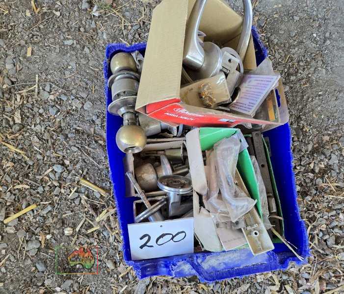 Assorted Door Handles - photo 3