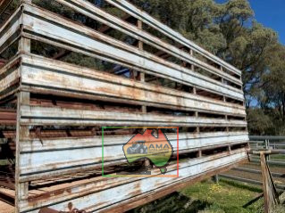 Solid Steel 2x1 Stock Crate 4.32m