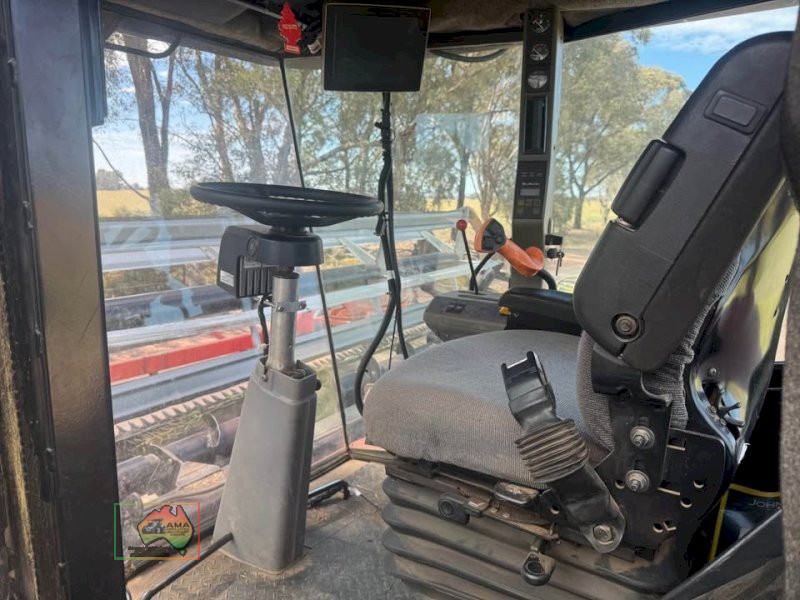 MacDon Windrower 9352 C - photo 7