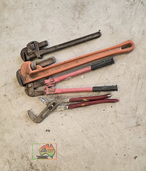 2x Stilsons, Bolt Cutter & Multigrip