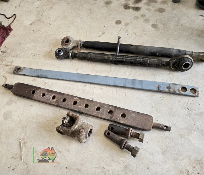Flat Bar, 2x Toplink & Sundries