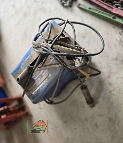 GMC 140 Amp Porta-Welder - photo 3