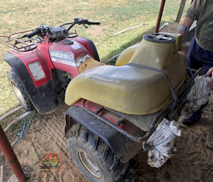 Honda 300 Big Red 2x4 Quad Bike - photo 4