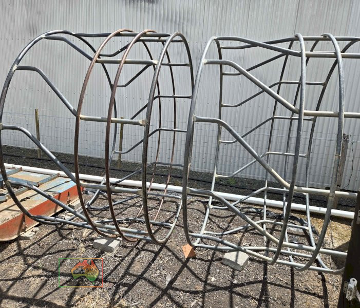 Solid Galv. Pipe Hay Ring (A) - photo 3