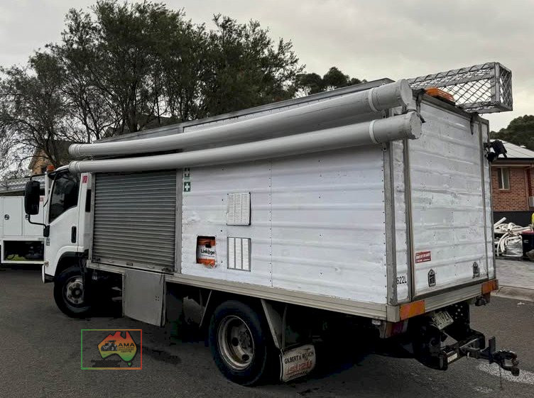 Isuzu NPR 300 with 31HP Vanguard Jet Blaster - photo 3
