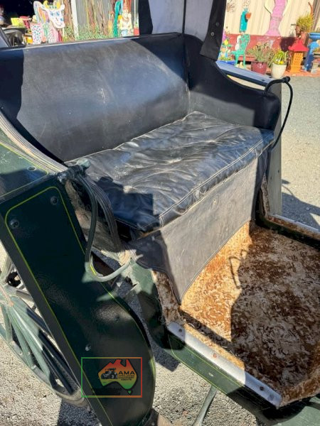 Very Rare Phaeton Horsedrawn Carriage - photo 7