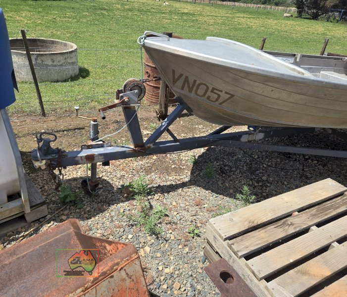 Spacer 11ft Boat & Trailer - photo 4