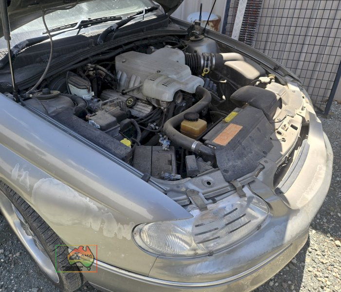 2000 WH Holden V6 Statesman - photo 7