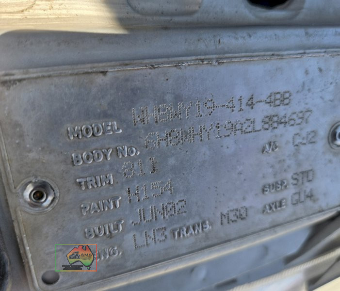 2002 WH Holden V6 Statesman - photo 13