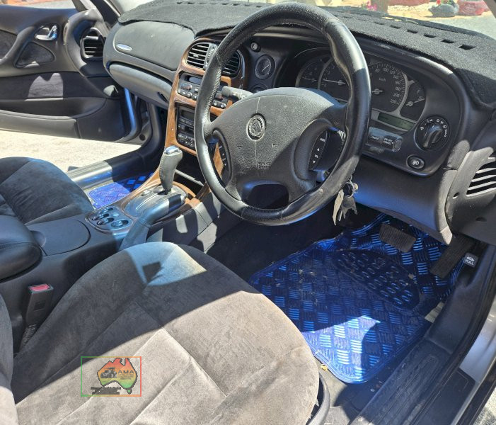 2002 WH Holden V6 Statesman - photo 7