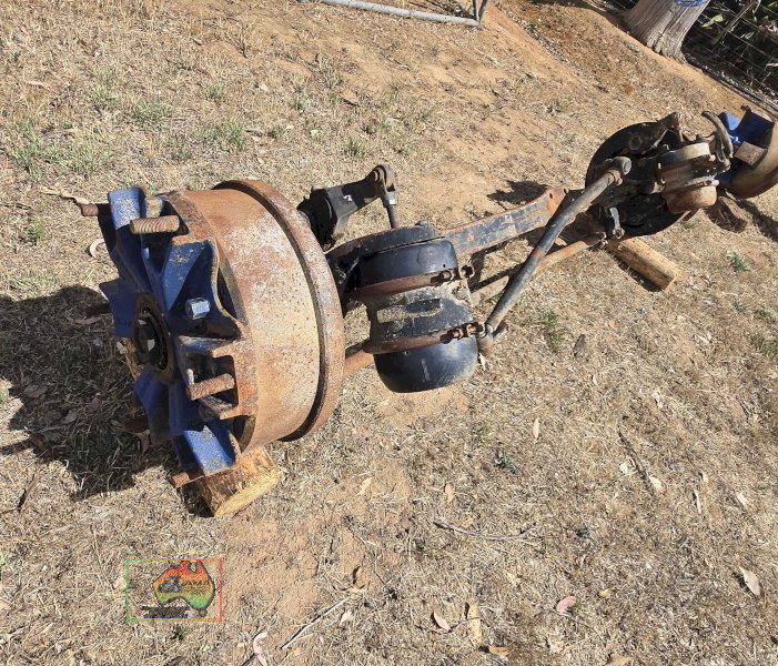 Spider Truck Steer Axle with Brakes & Boosters - photo 4