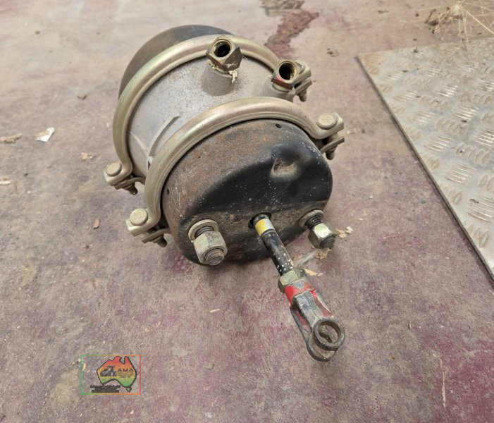Used Brake Booster in Working Cond. - photo 2