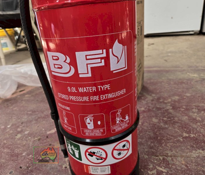 New BF Water Fill Fire Extinguisher - photo 4