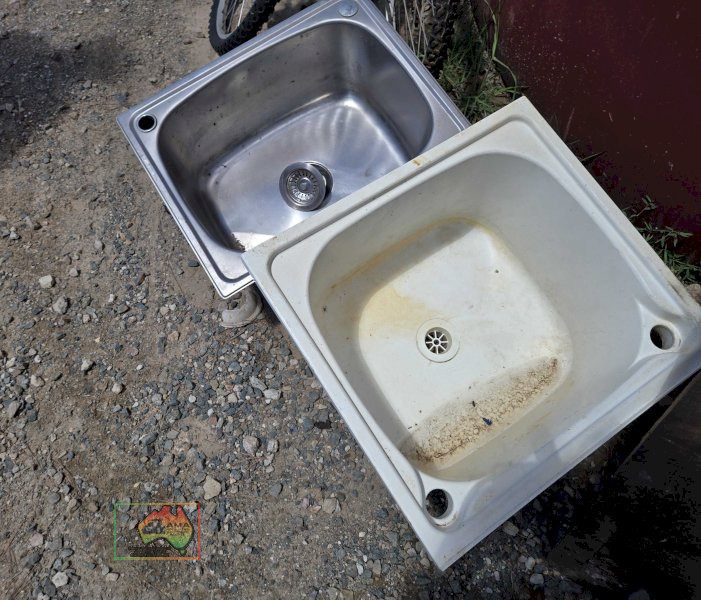 2x Laundry Wash Tubs - photo 2