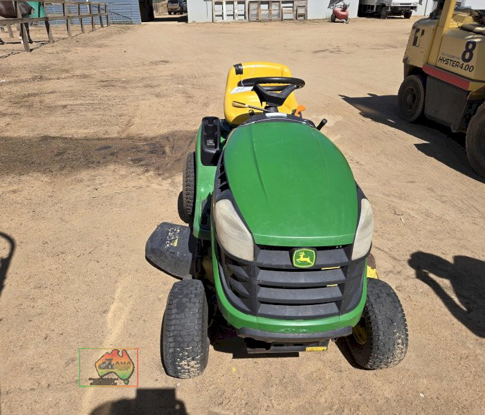 John Deere S100 Ride-on Mower - photo 3