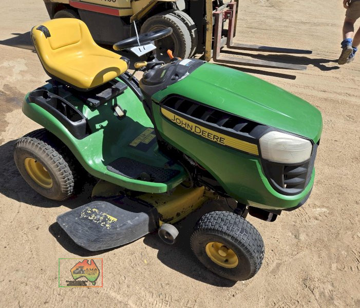 John Deere S100 Ride-on Mower - photo 2