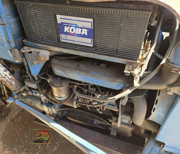 Ford 3000 Tractor - photo 11