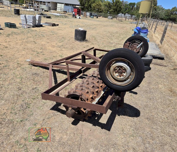 8ft Trailing Spiked Roller - photo 2