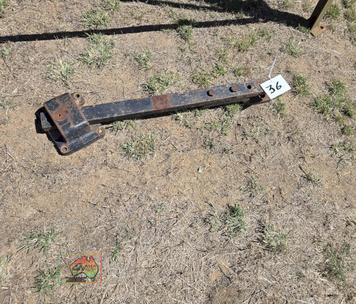 Swinging Tractor Drawbar off 100Hp Case - photo 2