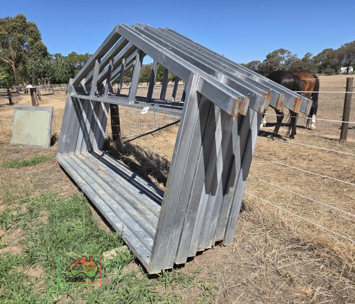 Pair of 3.75m Horse Shelter Kit Frame Ends