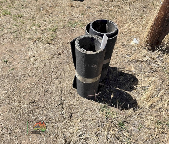 2x Rolls of 18" Rubber Belting - photo 2