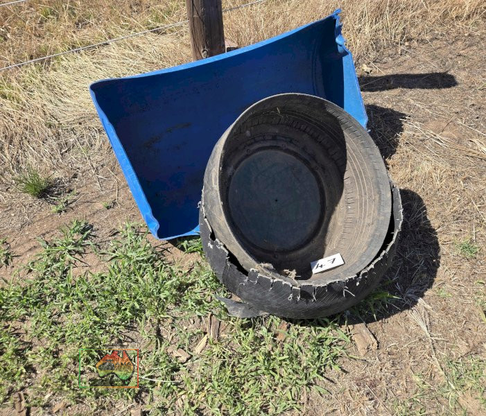 3x Horse Feed Troughs - photo 2