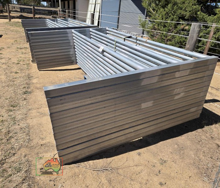 12x New Horse Rail Panels