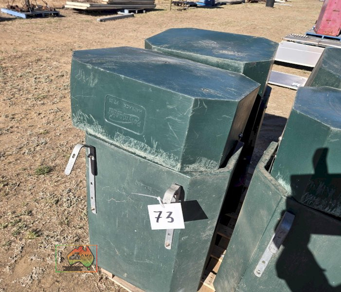 Pair of Polymaster PT-03 Hay Racks