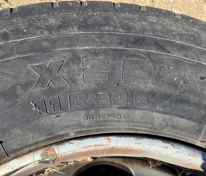 10 stud 11R22.5 Truck Rim & Tyre - photo 2