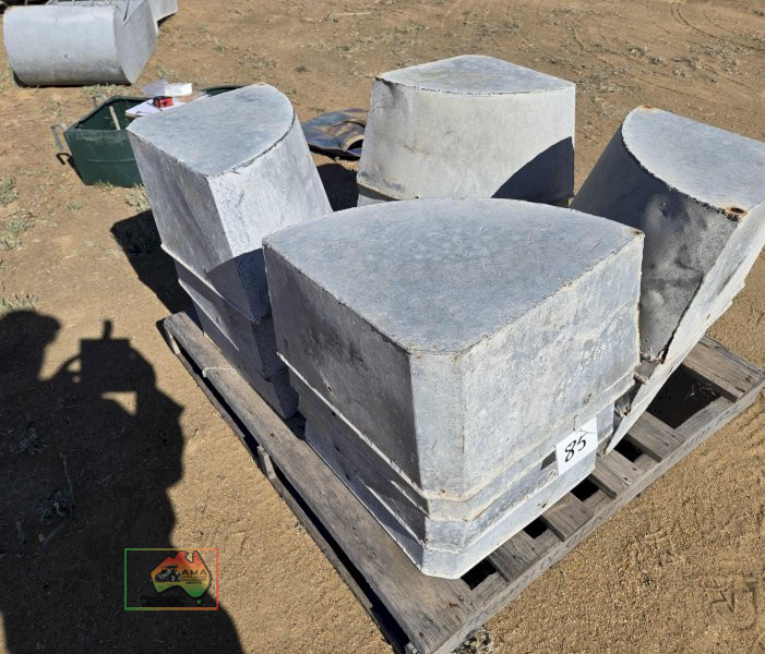 7x Galv. Corner Feeders - photo 2