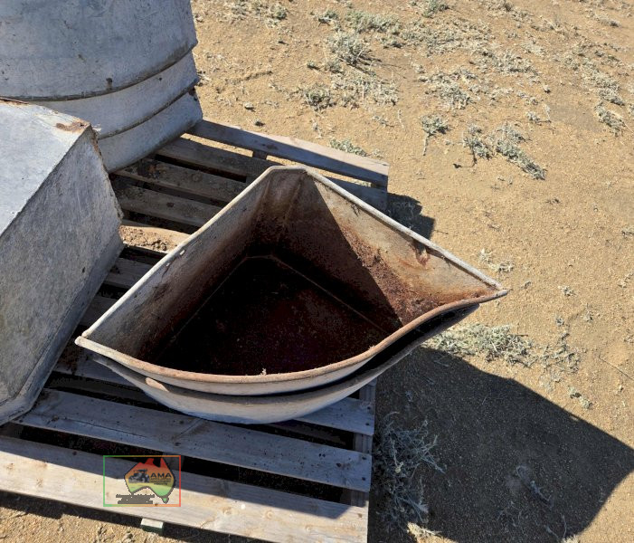 7x Galv. Corner Feeders - photo 3
