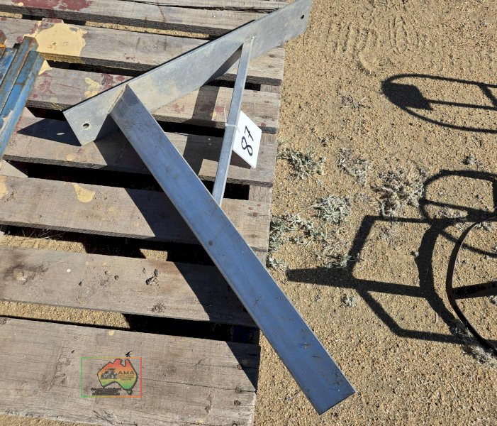 H/duty Wall Mount Saddle Bracket