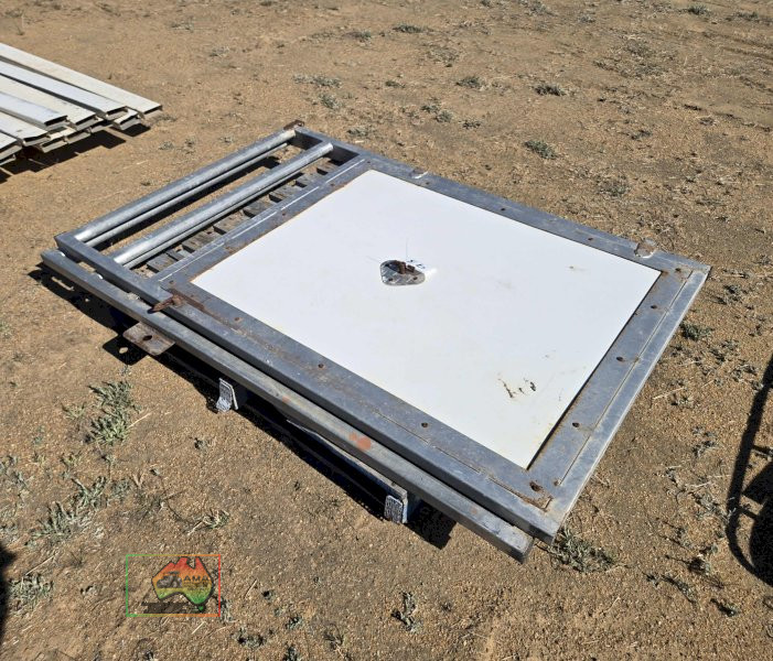 2x Stable Doors 1.07m x 1.68m - photo 4