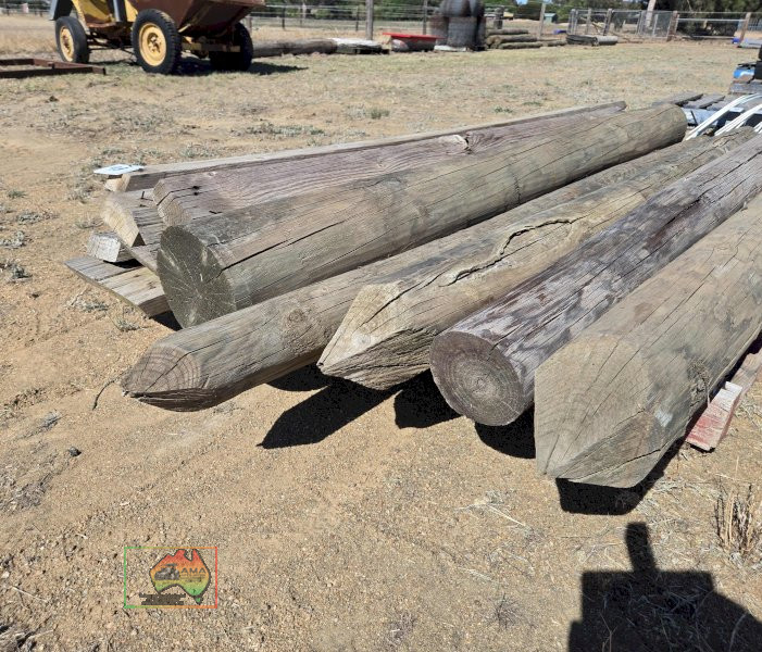 Assorted Pine Posts & Railing Timber - photo 2