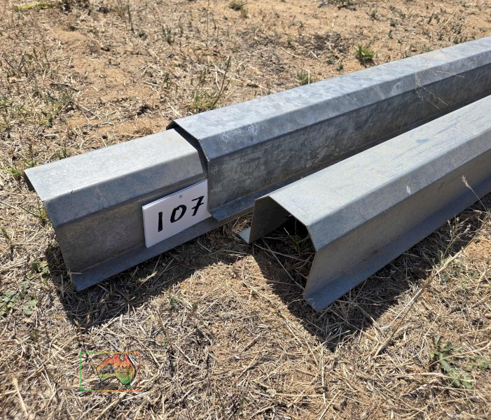 3x Power Pole Cable Protectors - photo 3